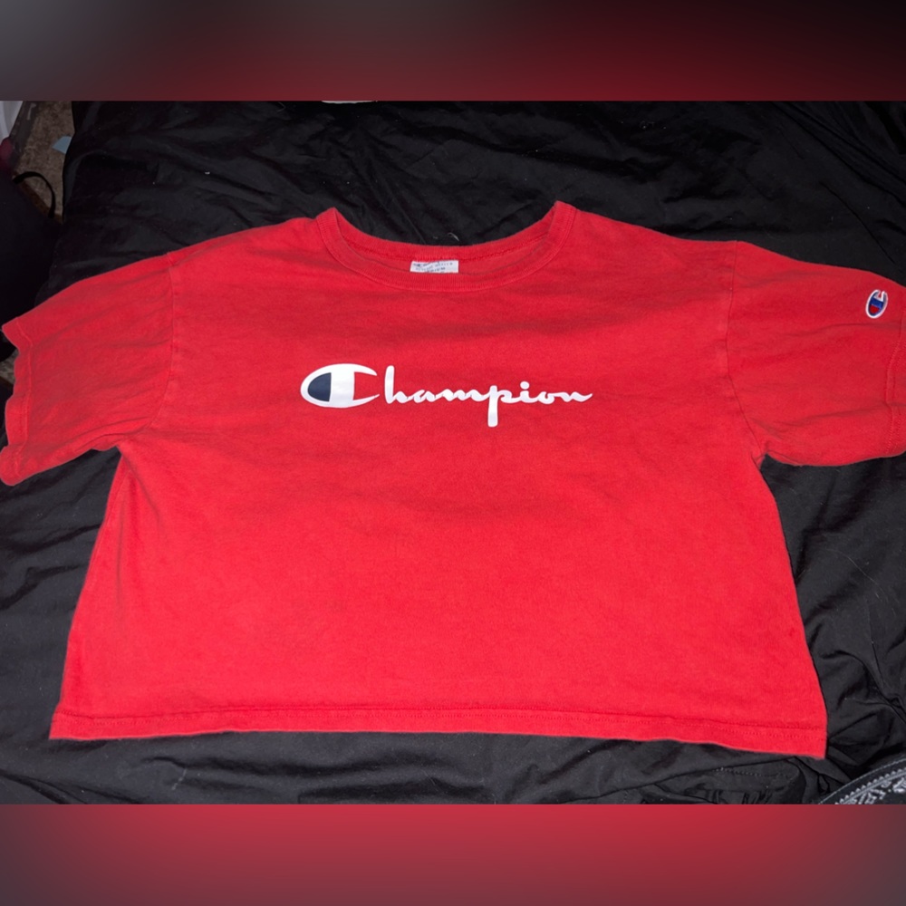 Champion Women’s Red Cropped Tee